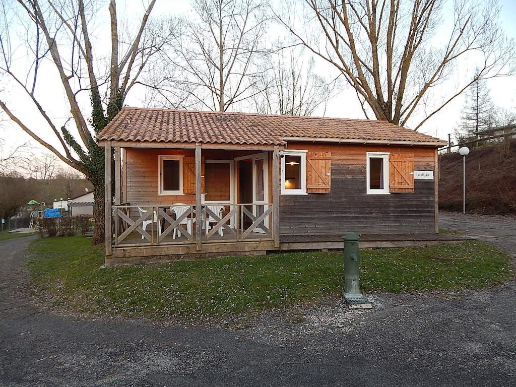 Camping Du Moulin Hotel Meyrieu-les-Etangs Buitenkant foto