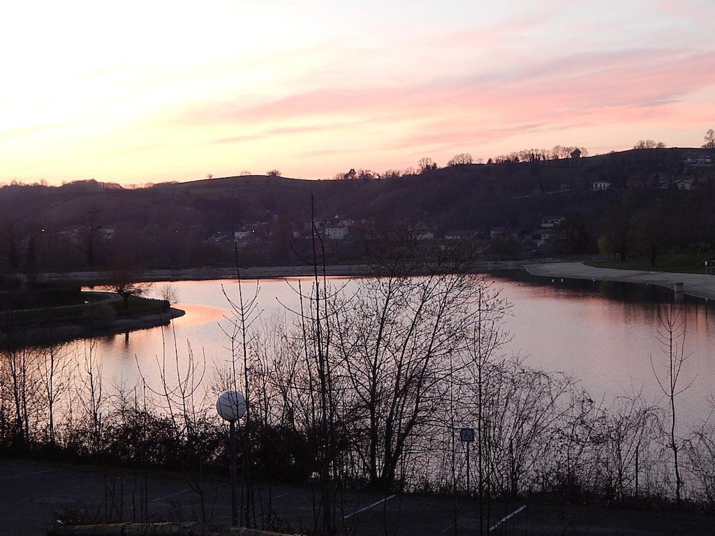 Camping Du Moulin Hotel Meyrieu-les-Etangs Buitenkant foto